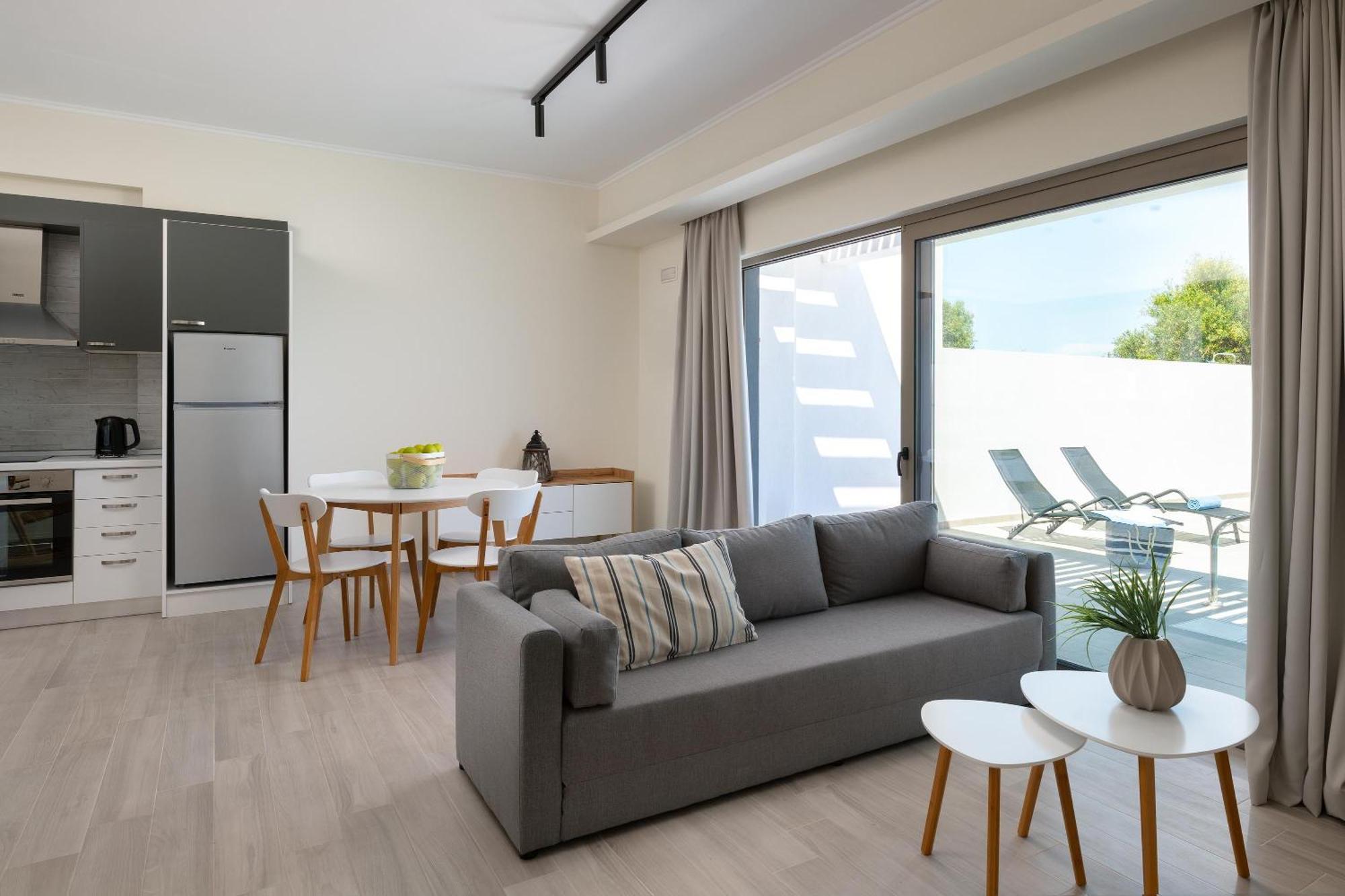 Armonia Suites Ґеннаді Екстер'єр фото